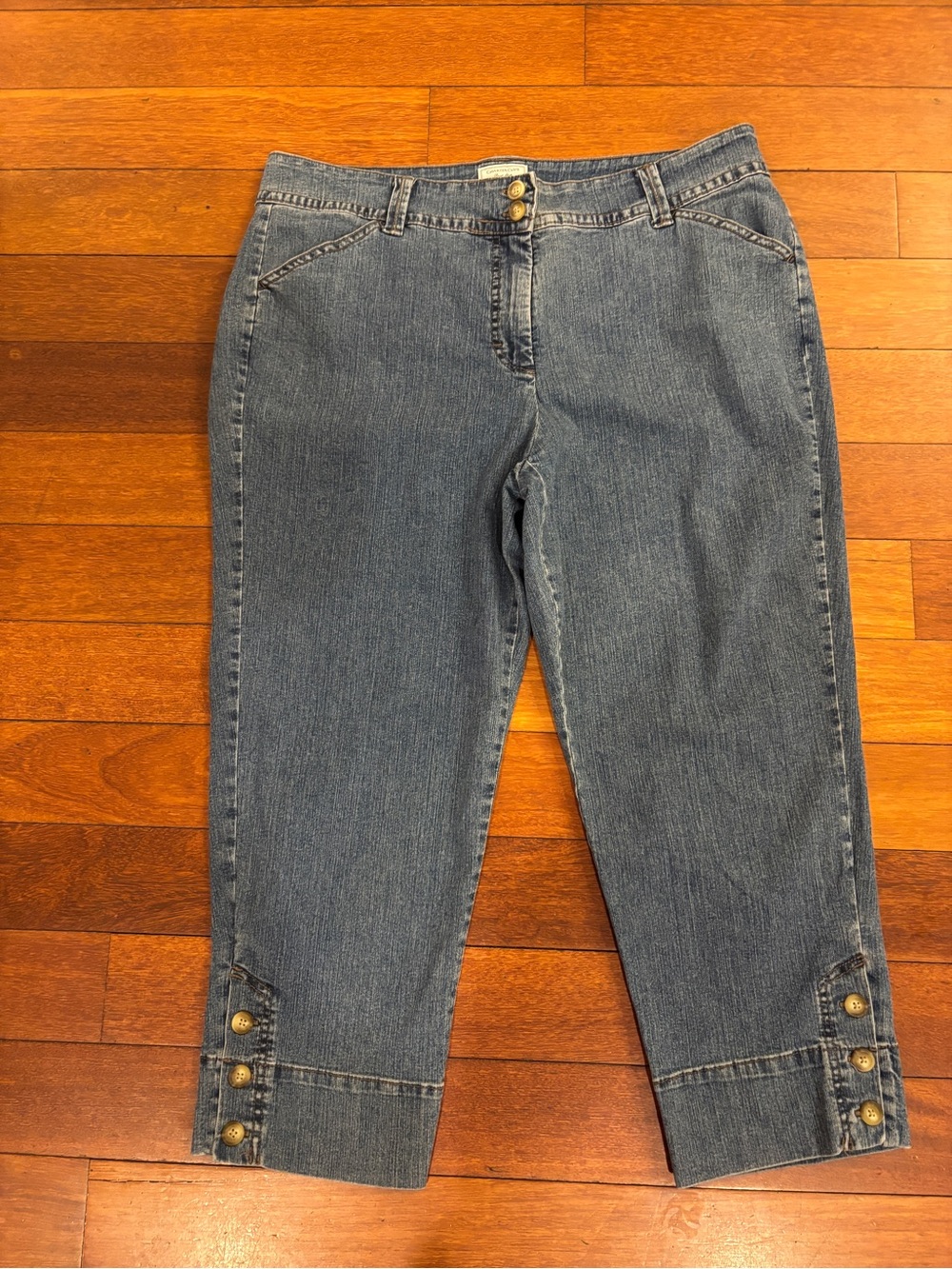 Charter Club Womens Size 18 Denim Capri Classic Fit